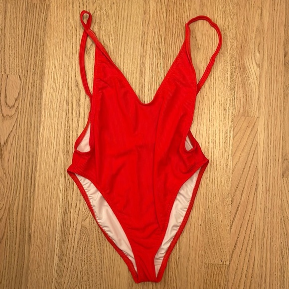 ♻️DONATED DEC. 2023♻️ 
Nastygal high cut one piece swimsuit size M - Picture 1 of 5